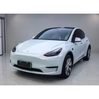  Gloss White Red Car Vinyl Wrap 02
