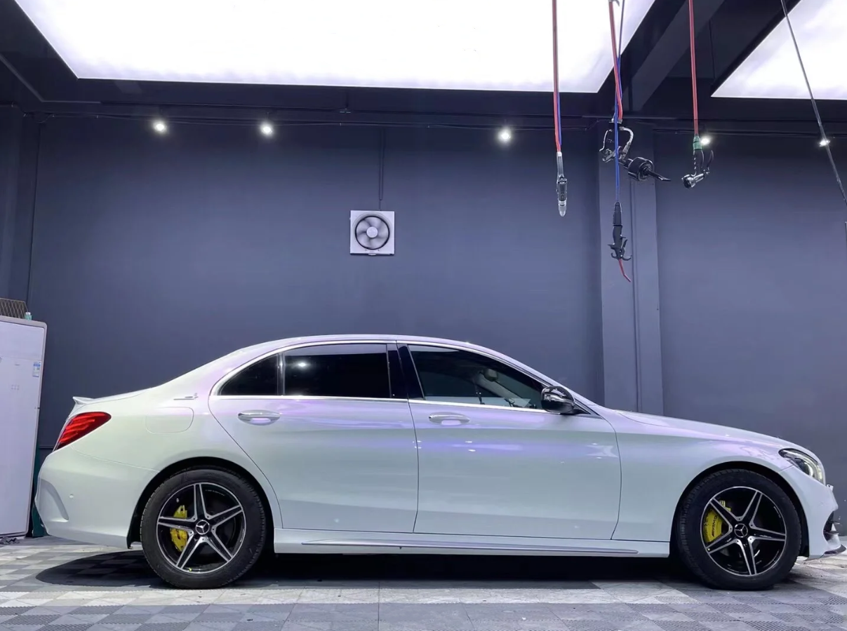 Gloss White Purple Car Vinyl Wrap