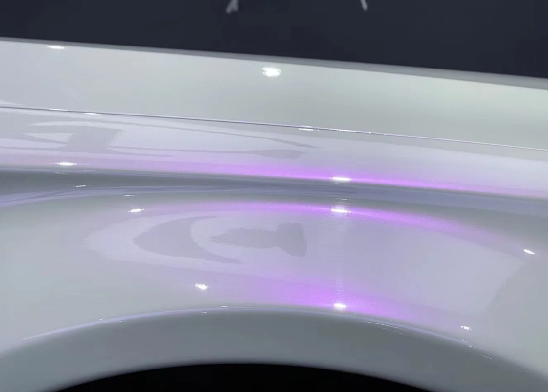 Gloss White Purple Car Vinyl Wrap