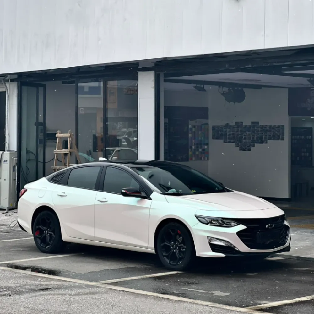  Metallic Gloss Aurora White Car Vinyl Wrap
