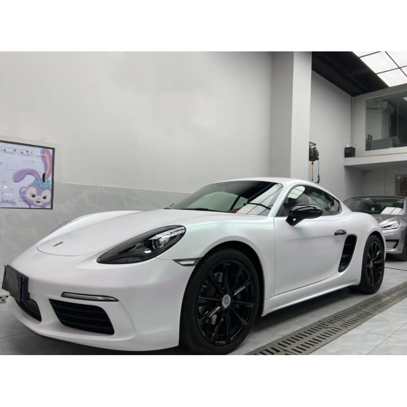 Gloss Crescent White Car Vinyl Wrap