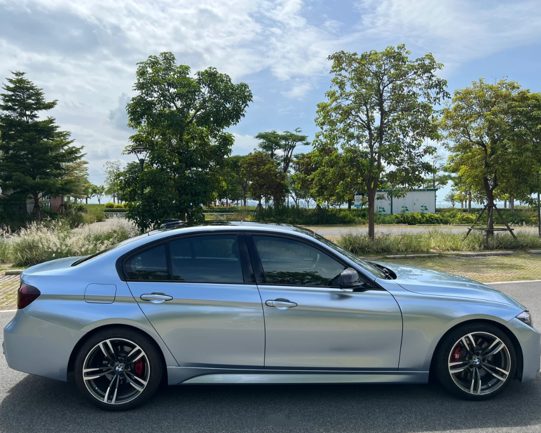 Gloss Iridum Silver Car Vinyl Wrap