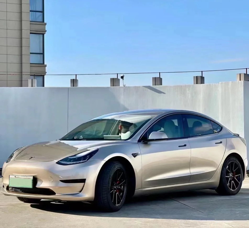 Gloss Chrome Champagne Gold Car Vinyl Wrap