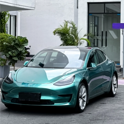 Gloss Shiny Green Car Vinyl Wrap 02