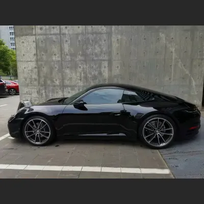 TPU Gloss Black Car Vinyl Wrap 02