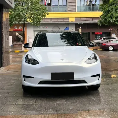TPU Gloss Pearlized White Gold Car Vinyl Wrap 02