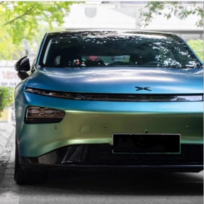 Matte Chameleon Spring Green Car Vinyl Wrap 02