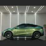 Glossy Chameleon Jungle Green Car Vinyl Wrap