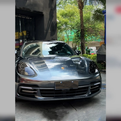 Coal Grey Car Vinyl Wrap 02