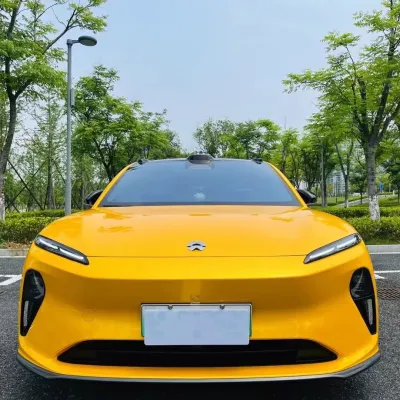 NIO Gloss PET Metal Paint Yellow Car Vinyl Wrap 02