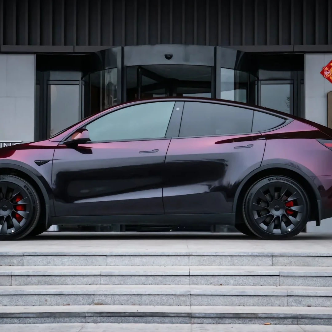 Tesla Glossy PET Diamonds Black Red Car Vinyl Wrap