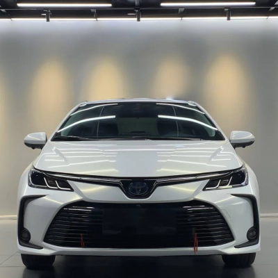 Toyota Gloss PET Diamond Gold White Car Vinyl Wrap 02