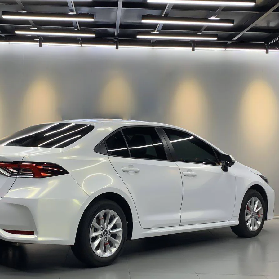 Toyota Gloss PET Diamond Gold White Car Vinyl Wrap