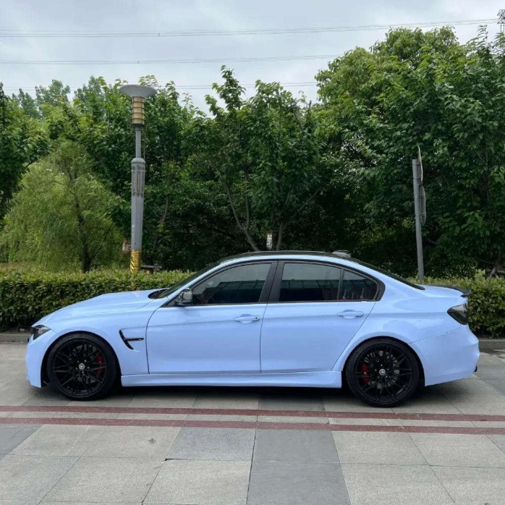 Glossy Crystal Baby Blue Car Vinyl Wrap