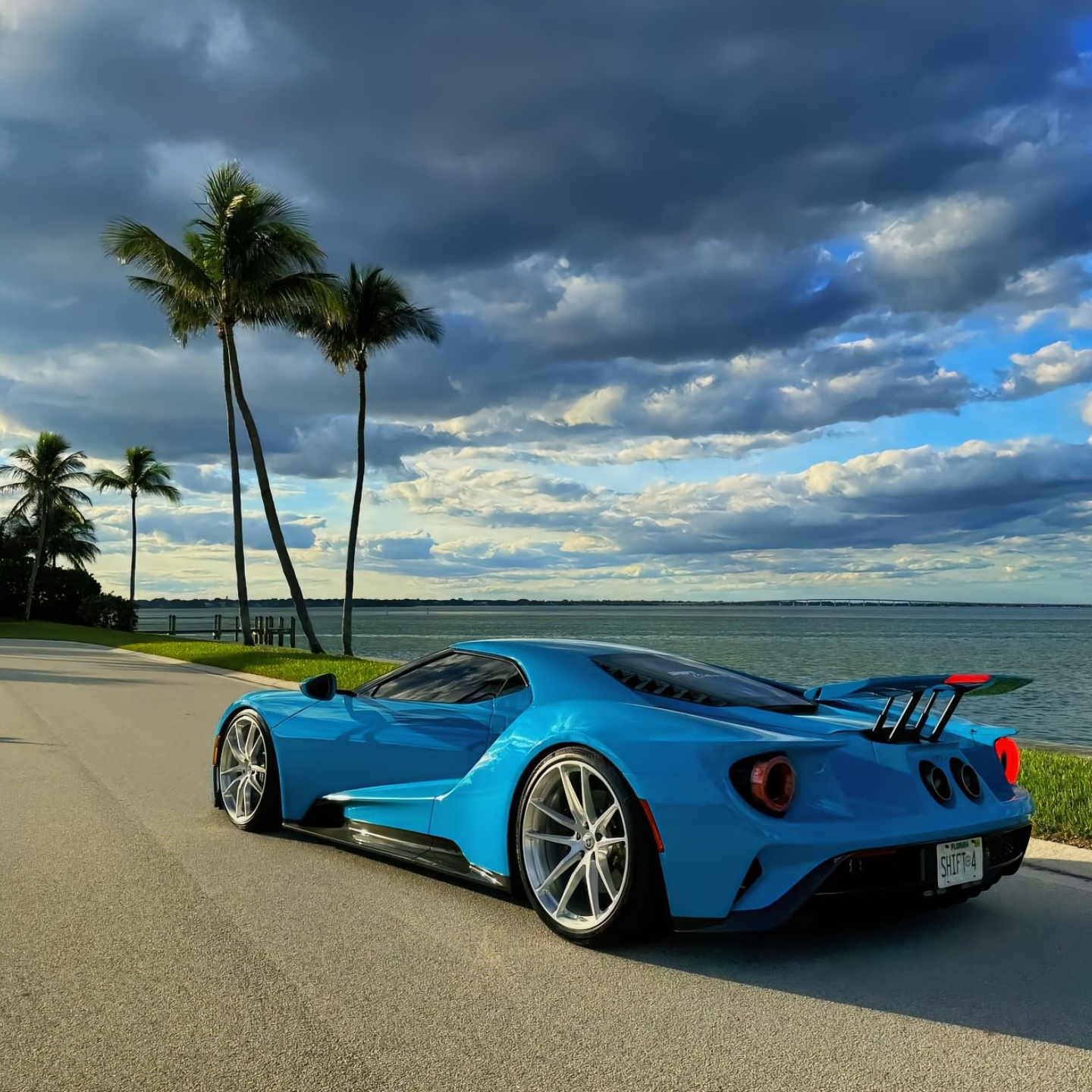 PET Super Gloss Miami Blue Car Vinyl Wrap