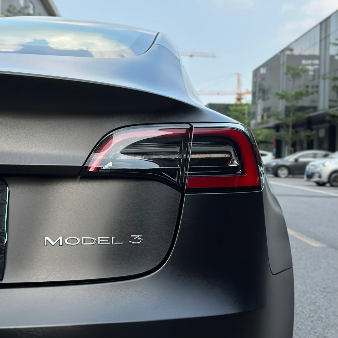 Matte Metallic Brushed Black Car Vinyl Wrap