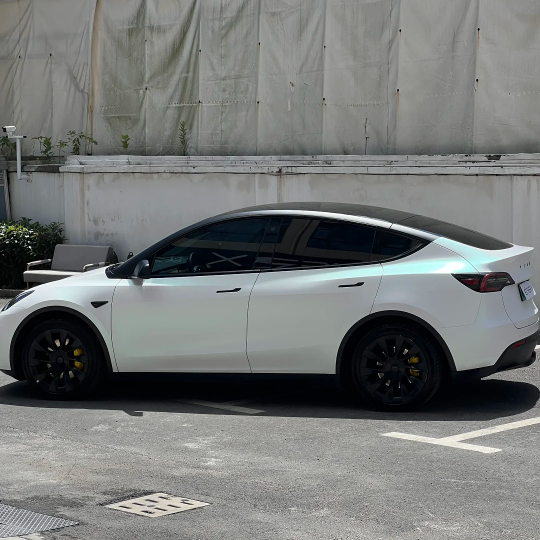 Matte Aurora White Car Vinyl Wrap
