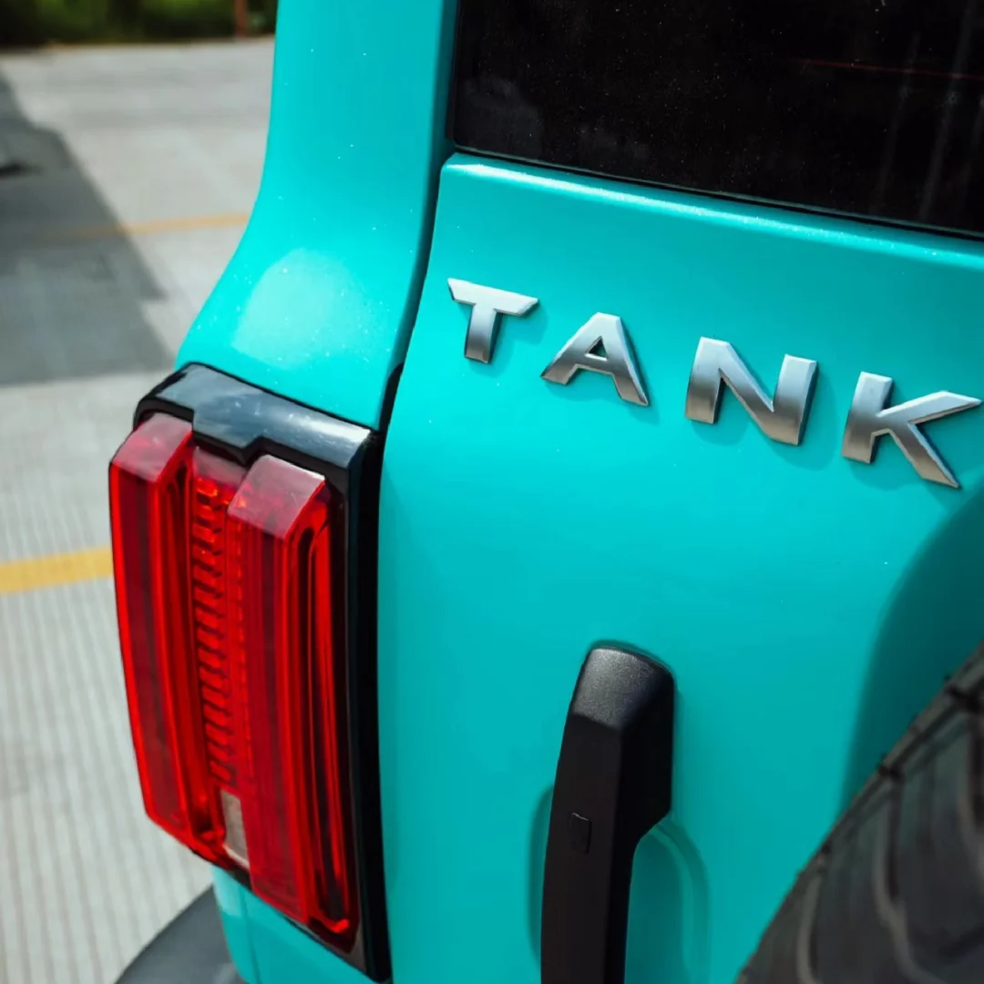 Super Gloss Sparkle Tiffany Car Vinyl Wrap