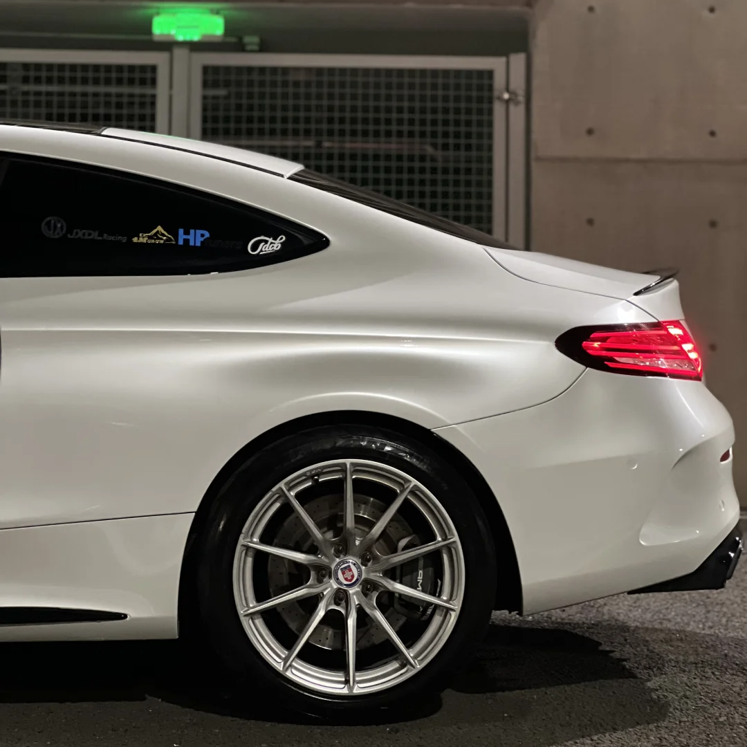 Gloss Pearl White Car Vinyl Wrap