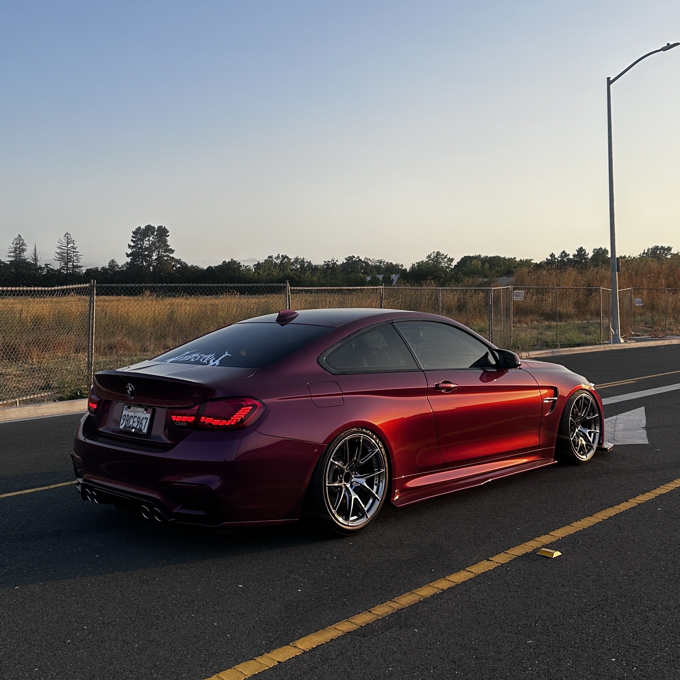 PET Glossy Metallic Rubellite Purple Vinyl Wrap