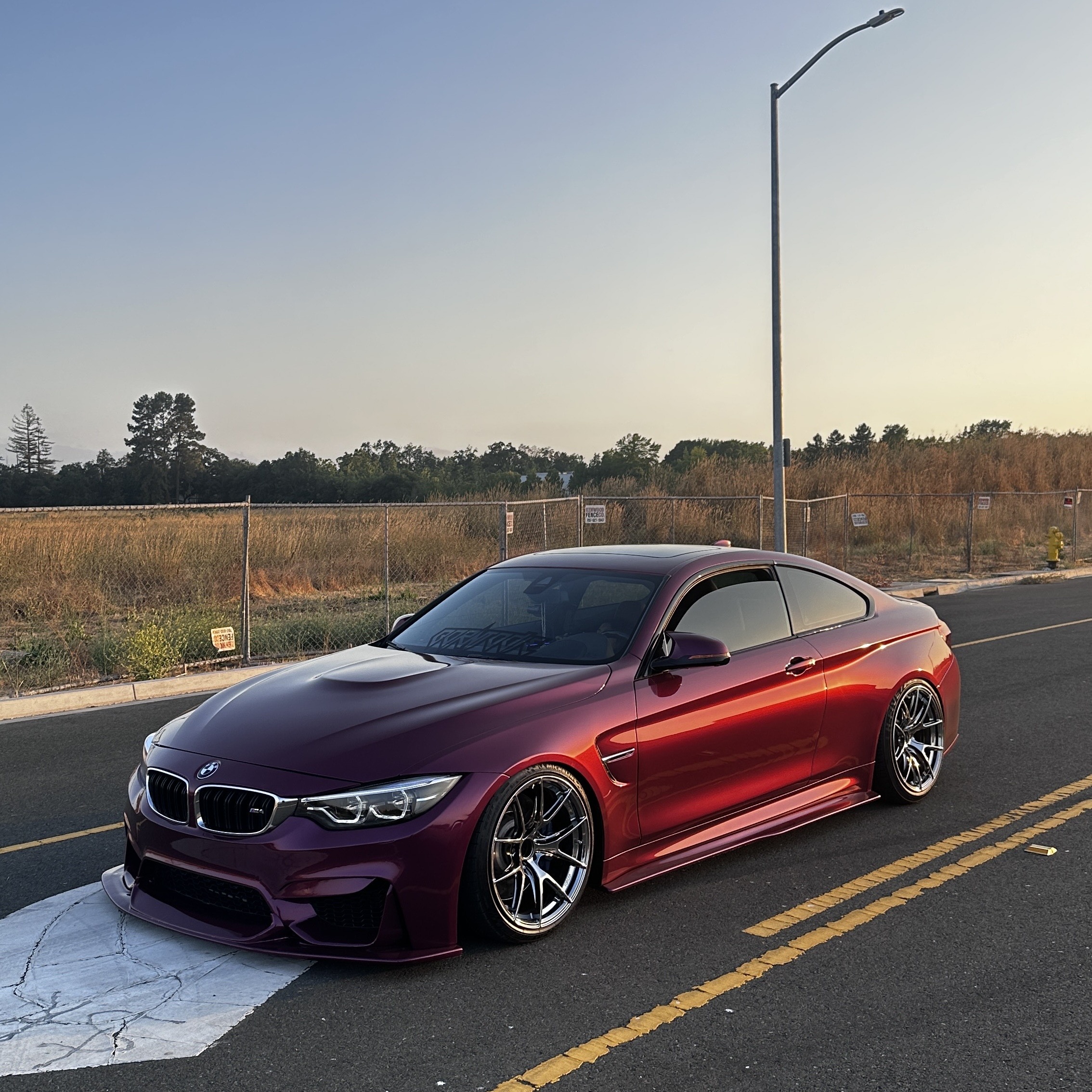 PET Glossy Metallic Rubellite Purple Vinyl Wrap