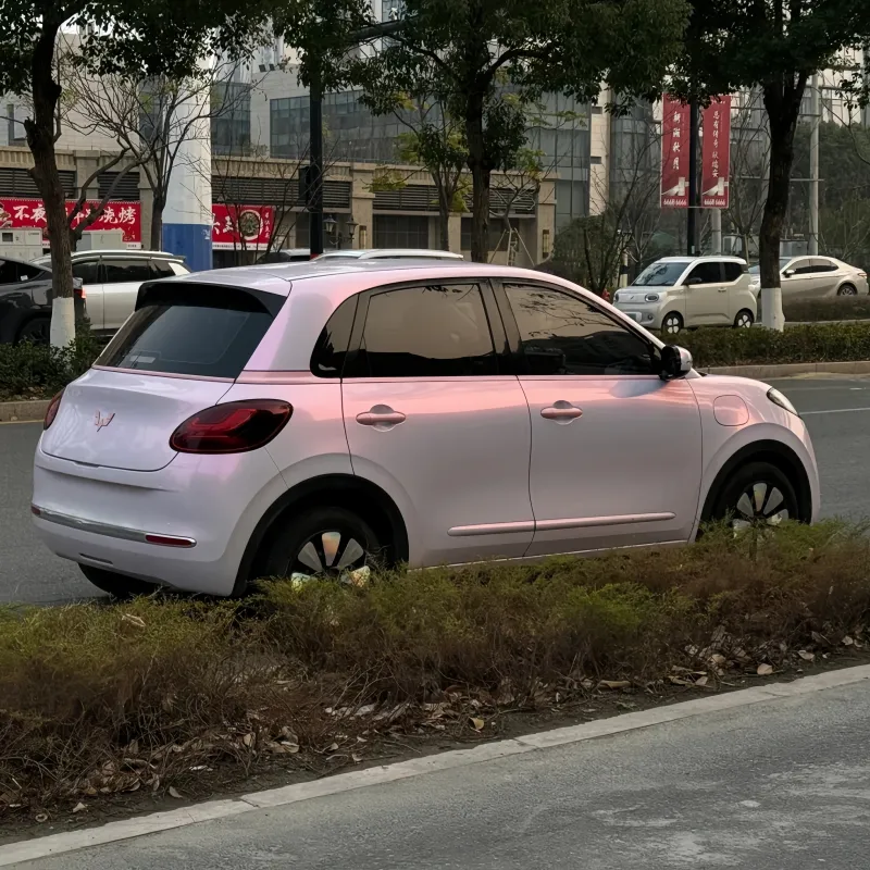  Gloss Metallic Pink to White Car Vinyl Wrap 