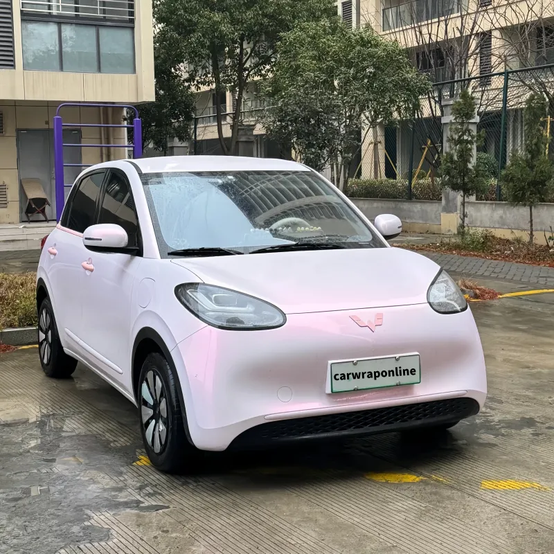  Gloss Metallic Pink to White Car Vinyl Wrap 