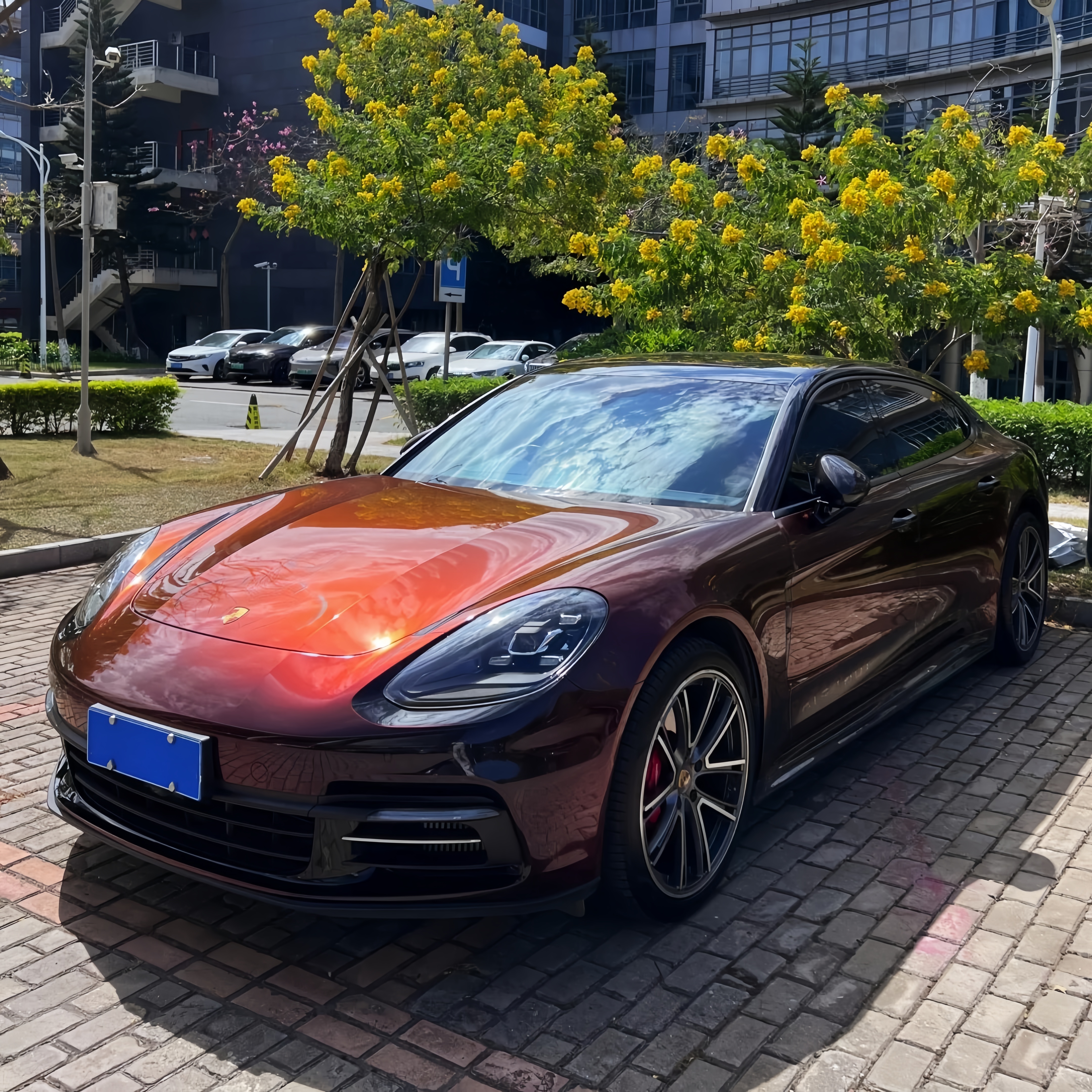 PET Gloss Shifting Red to Black Car Vinyl Wrap