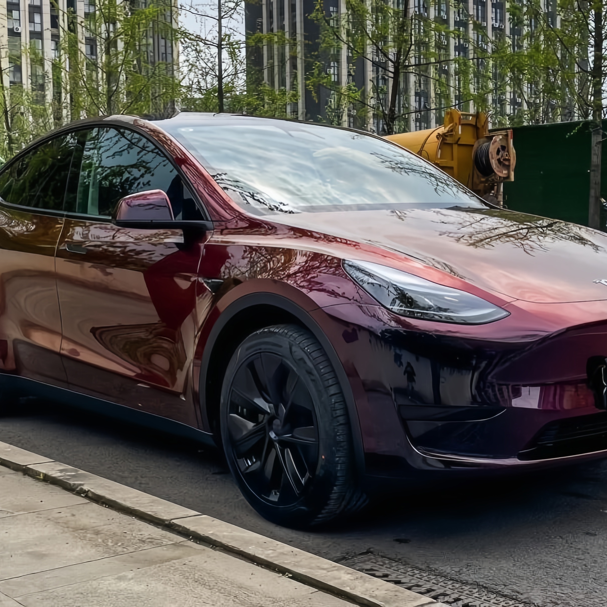 PET Gloss Shifting Red to Black Car Vinyl Wrap