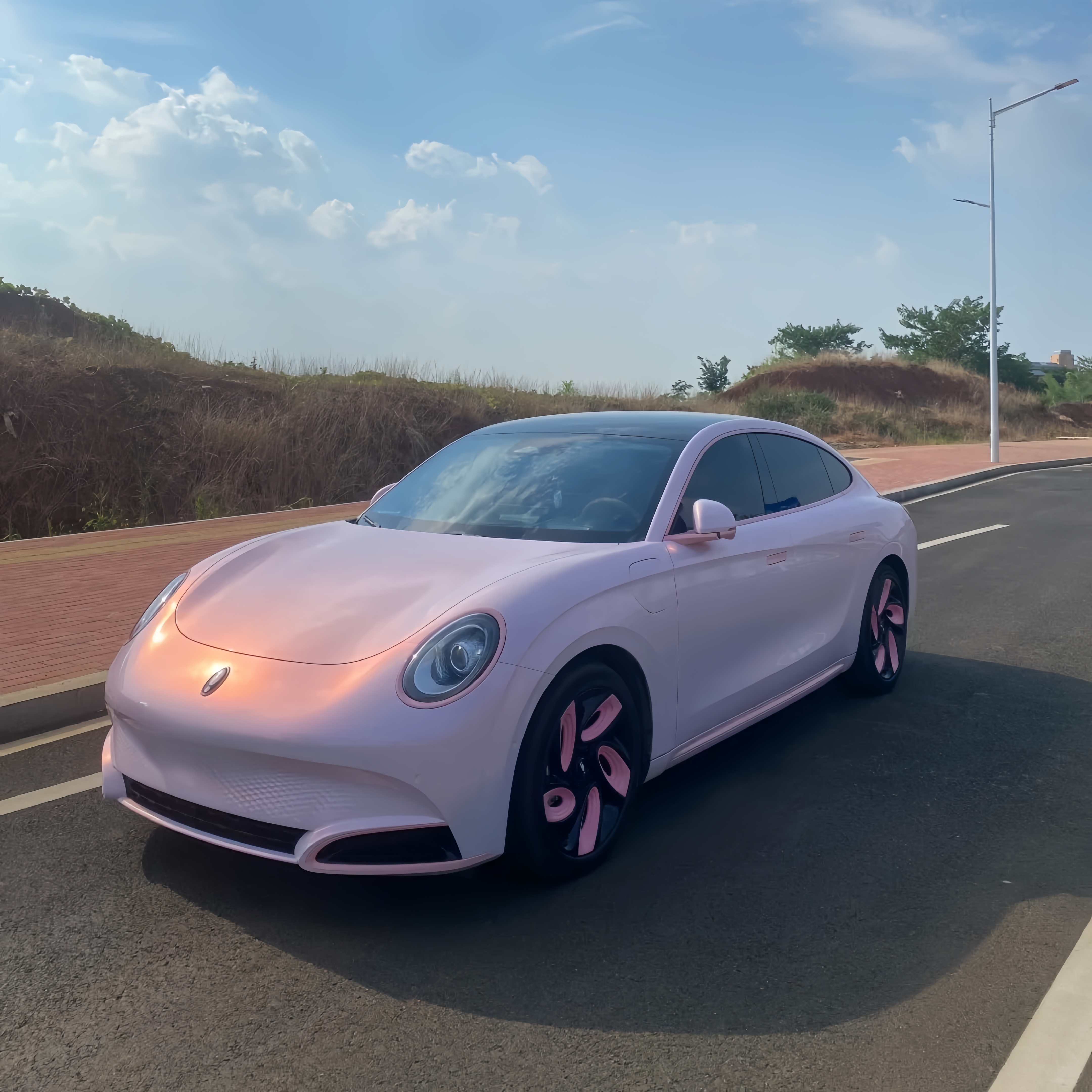 Gloss Metallic Pink to White Car Vinyl Wrap 