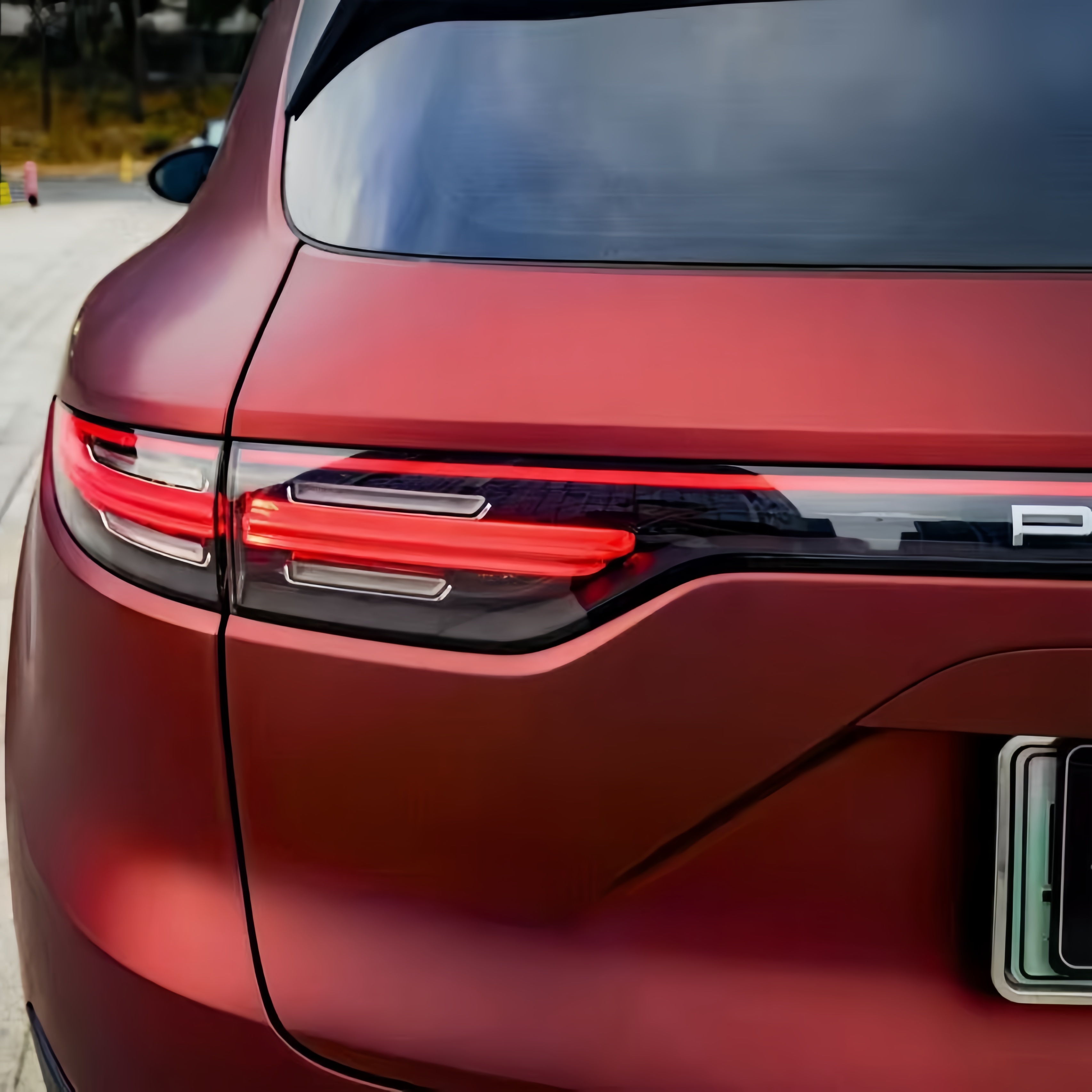 PET Matte Liquid Metallic Dracaena Red 