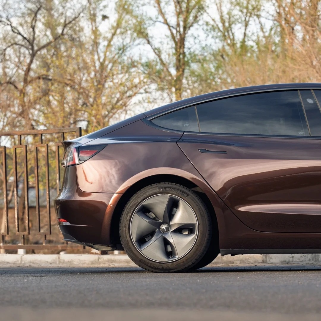 Gloss Metallic Mahogany Red Car Vinyl Wrap