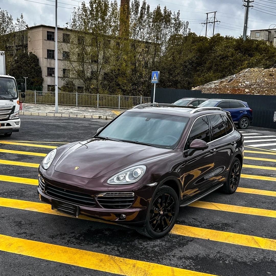 Gloss Metallic Mahogany Red Car Vinyl Wrap