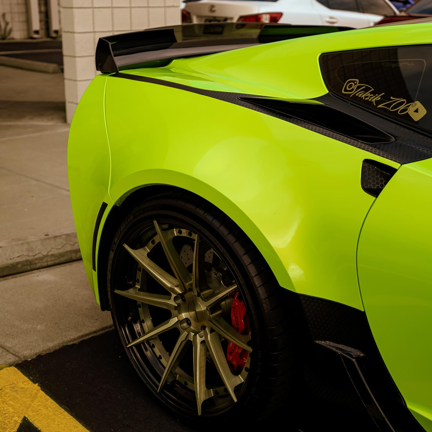 BMW Gloss Magic Gold Fluorescence Car Vinyl Wrap