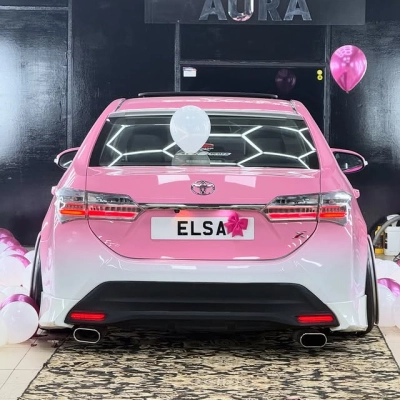 Gloss Customized Pink White Car Vinyl Wrap 02