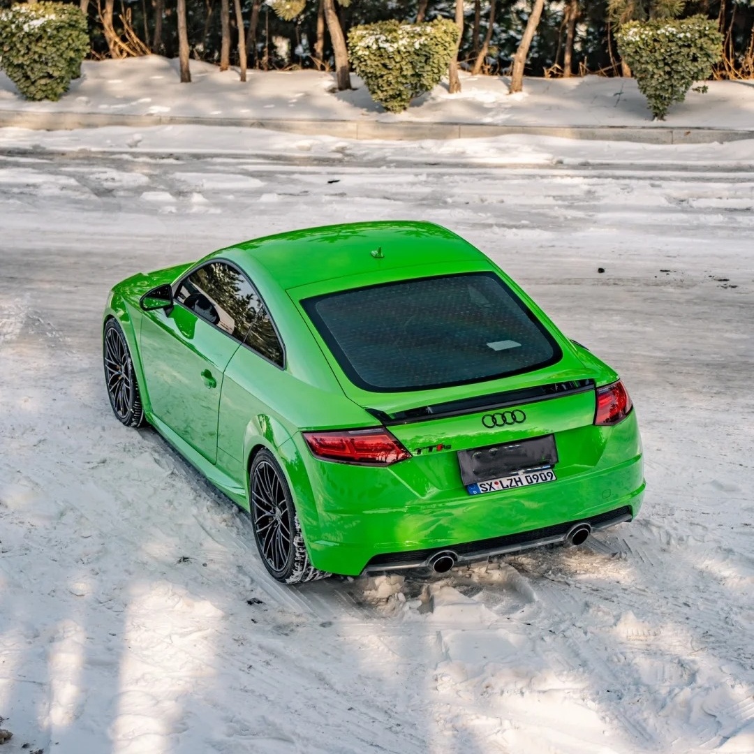 Super Gloss Viper Green Car Vinyl Wrap