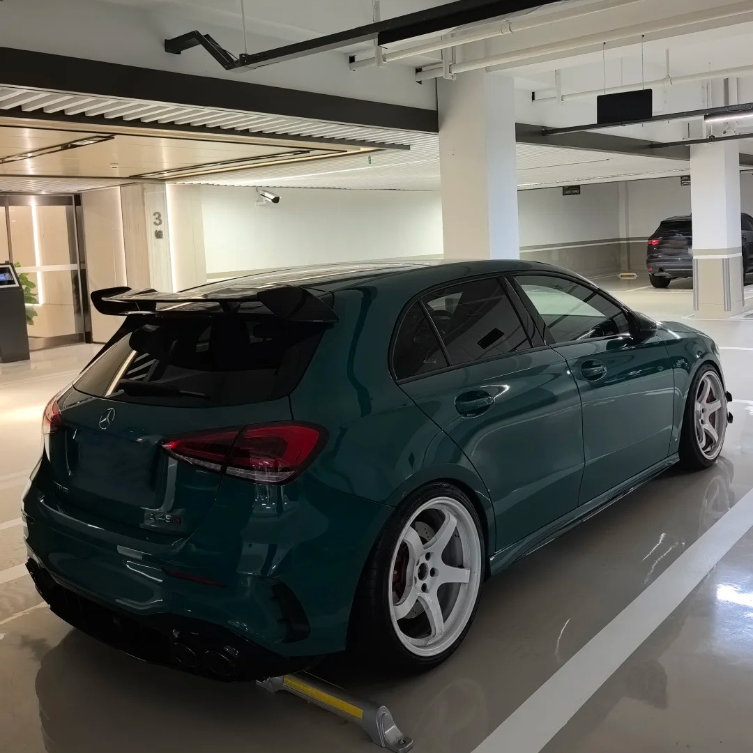 TPU Glossy Hell Green Paint Protection Film
