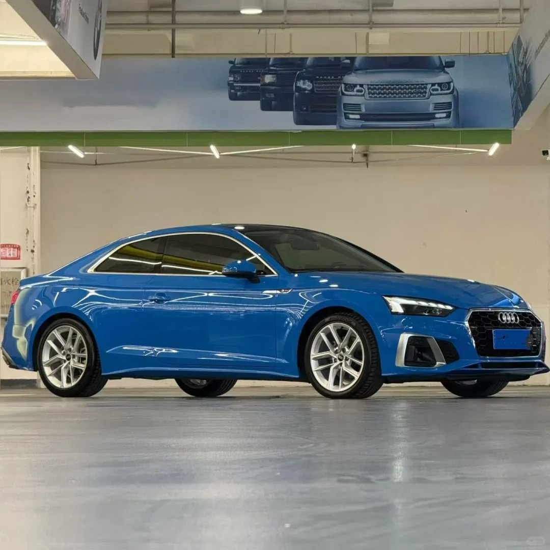 TPU Glossy Streamer Blue Paint Protection Film