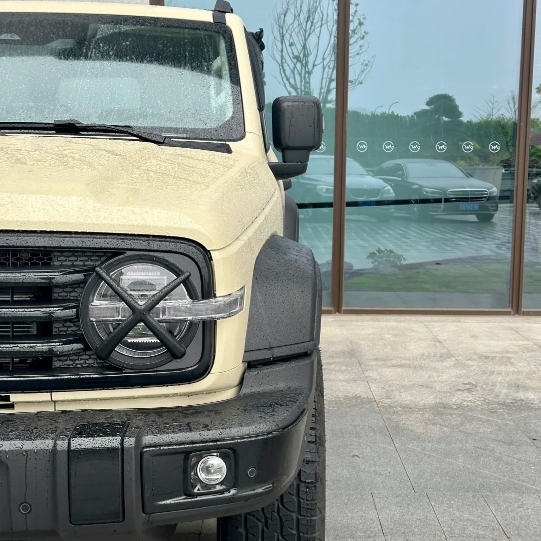 TPU Matte Desert Yellow Paint Protection Film