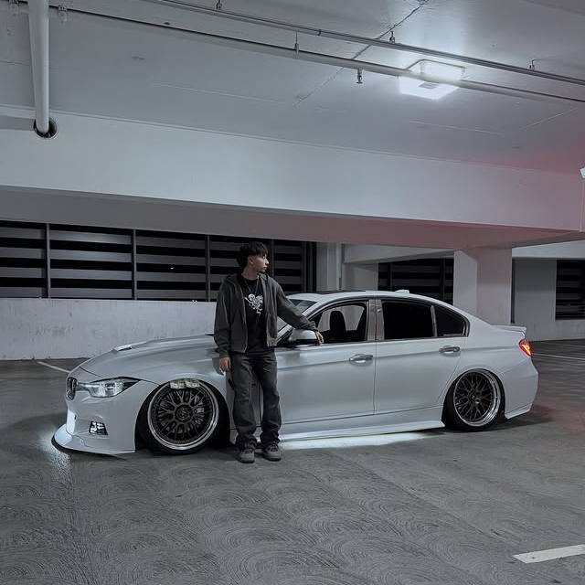 Pure Metal White Car Vinyl Wrap