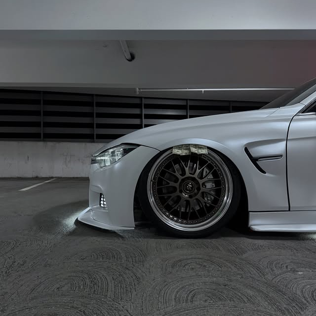 Pure Metal White Car Vinyl Wrap