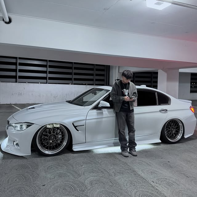 Pure Metal White Car Vinyl Wrap