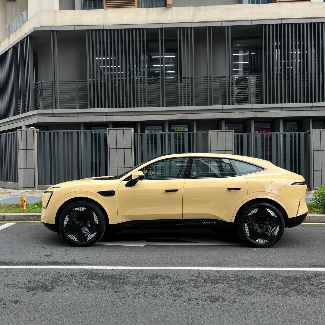 TPU Cloudy Yellow Paint Protection Film