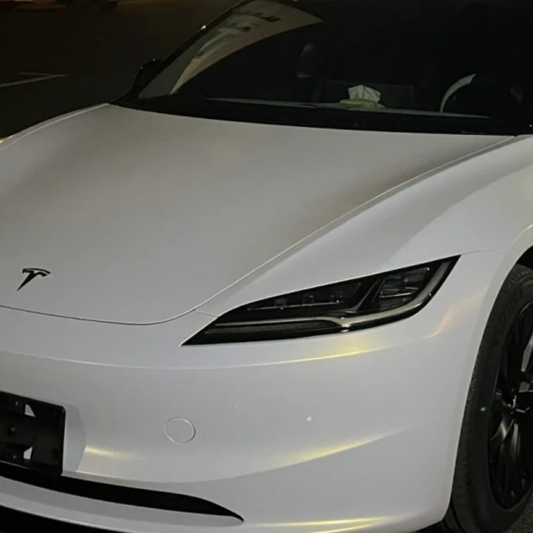 TPU Matte White to Gold Paint Protection Film