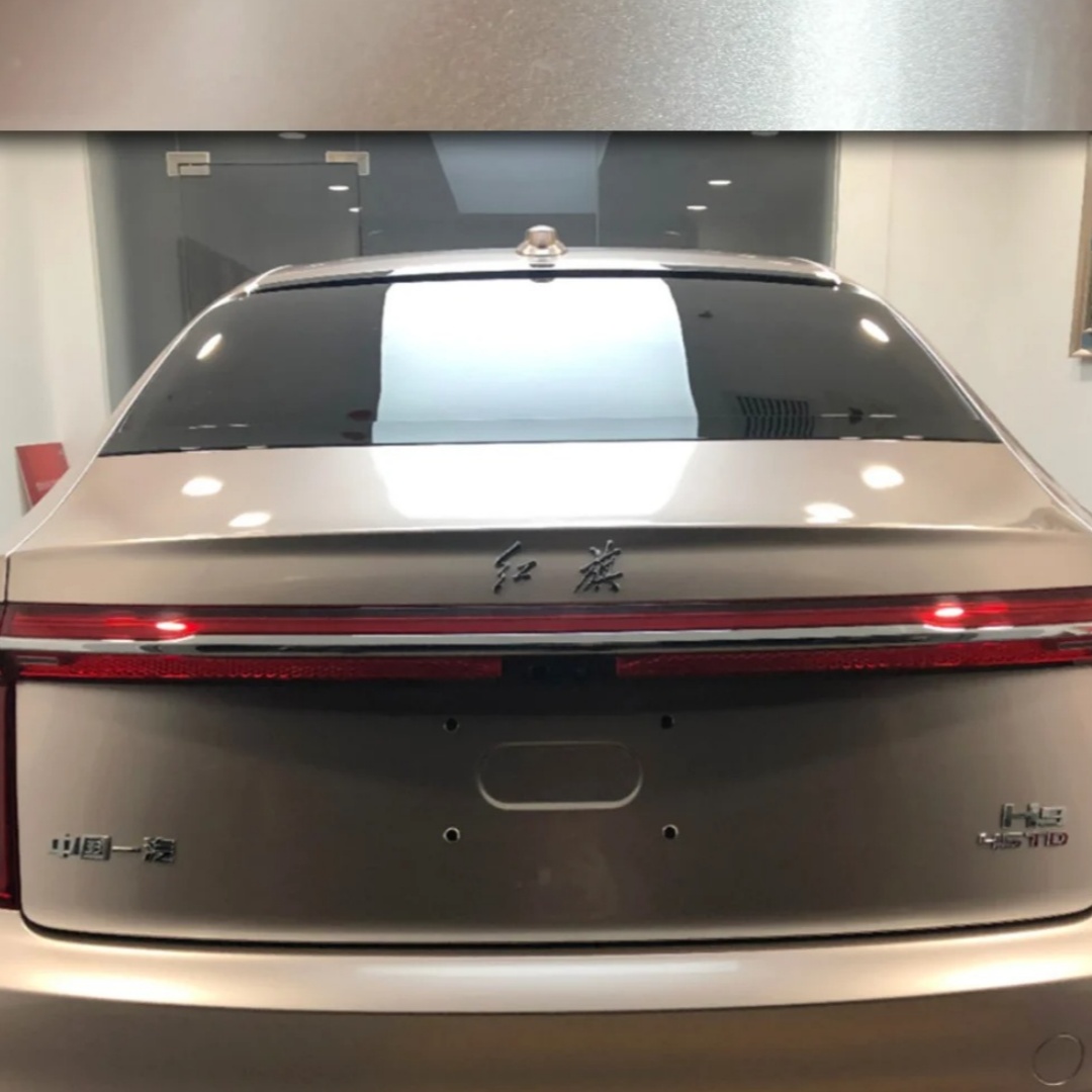 TPU Gloss Aka Gold Paint Protection Film