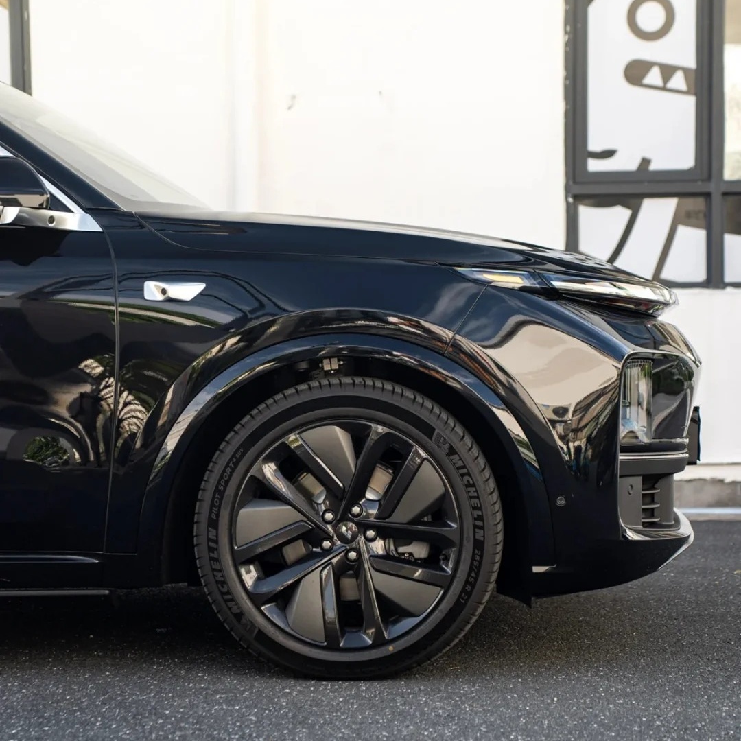 TPU Santorini Black Paint Protection Film