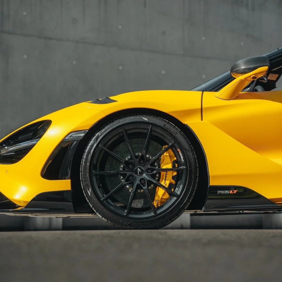 TPU Volcanic Yellow Paint Protection Film