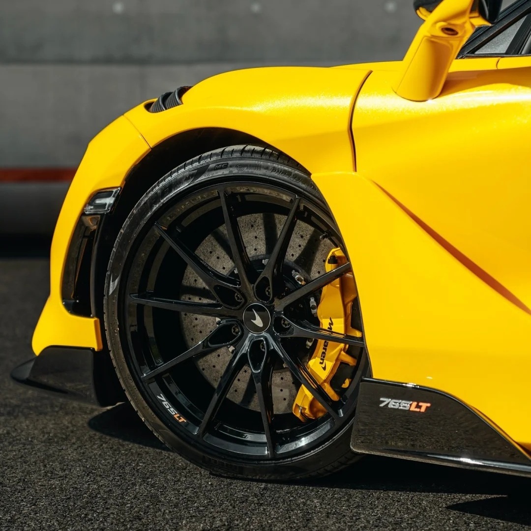 TPU Volcanic Yellow Paint Protection Film