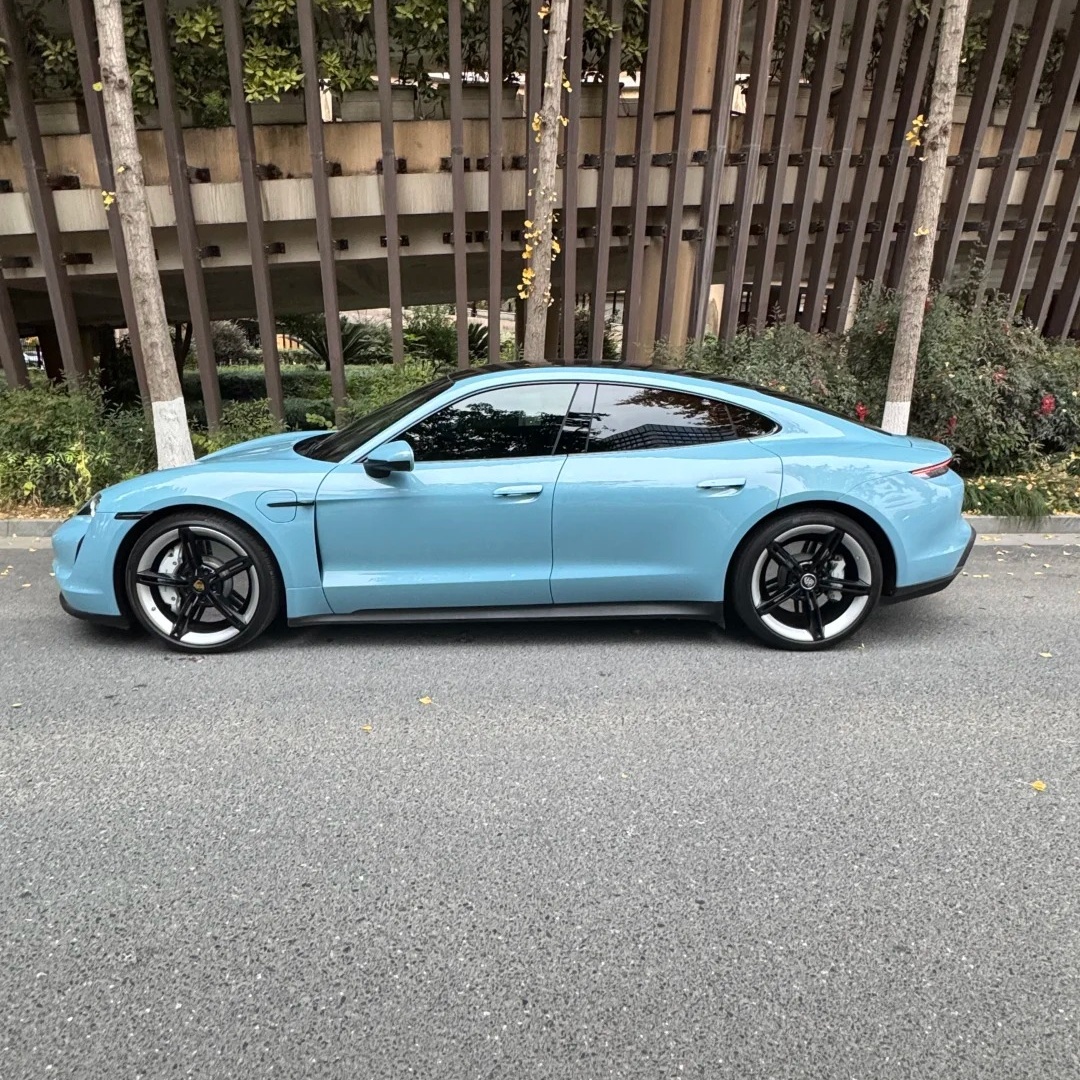 TPU Metallic lce Blue Paint Protection Film