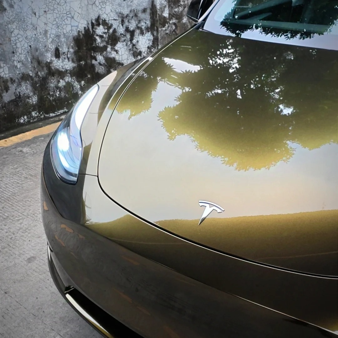 TPU Metallic Midnight Gold Paint Protection Film